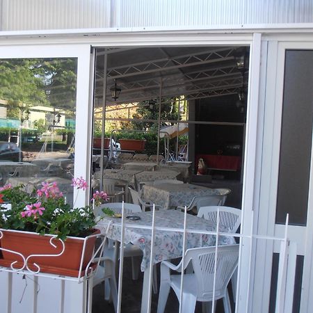 罗坎达戴安娜酒店 伊塞奥 外观 照片